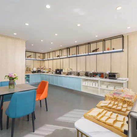 Magnotel Hotel (Fukang Bairun Times Square)