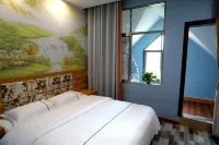 Xinning Yuelai Inn