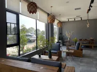 East river lake white corridor jiang Hua Qing she - bar