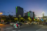 Spring City Garden Hotel Hotels in New West Bus Station