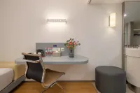 Zsmart Hotel (Nanjing Fuzimiao Qinhuaihe) - 3-Star