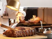 Howard Plaza Hotel Hotels near Daan District