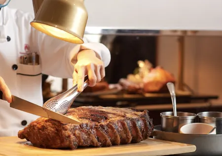 Howard Plaza Hotel Отели рядом с достопримечательностью «Taipei 101 Observatory»