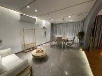 Ruyuan Huaqianxun Boutique Business Hotel