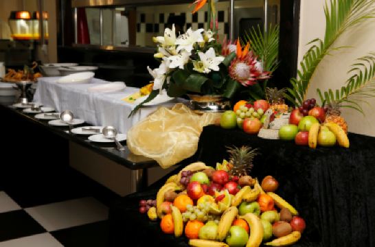 Cuisine Pavilion Hotel Durban Photo