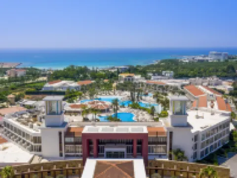 Olympic Lagoon Resort Ayia Napa Hotels in der Nähe von Nissi Beach