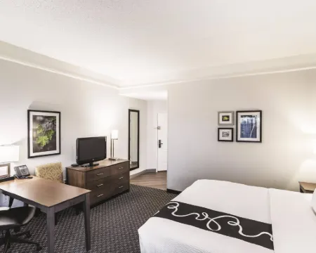 La Quinta Inn & Suites by Wyndham Flagstaff Hotels in Flagstaff