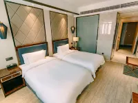Qingmu Platinum Hotel (He County Hezhou Road Antian International) Hoteles en Hexian