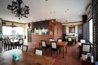 Heroes Hotel