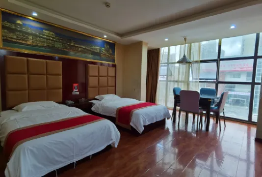 Qingzhen Dike Hotel (Yunling Middle Road Branch)