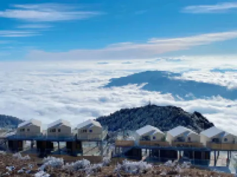 Stellar Amber Resort Hotel Hotels in Yingjing