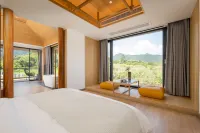 Floral Lux Hotel · Cloudveil Haven Hotel