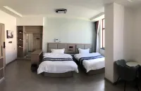 Dingri Shili Lanshan Oxygen-Rich Hotel