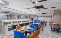 Kyriad Hotel - خدمة نقل من وإلى المطار