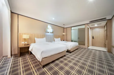 Book & Life Hotel Отели рядом с достопримечательностью «College of Science and Technology， Chongqing University»