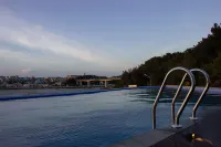 Wenzhou Pinhai Zuoshe Hotel - Infinity Pools