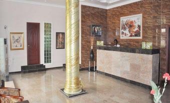 Denami Suites and Luxury Apartment