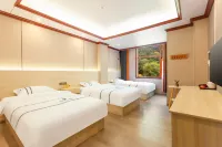 Yajiang Ah Maqing Hotel Hotels in Yajiang County
