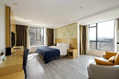 The Wall Street Holiday Hotel Hotel a Yuanzhou Drum Tower Plaza