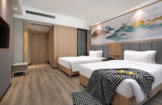 Kanglai Hotel (South High-speed Railway Station International Convention and Exhibition Center) Hotels near Yu Hua