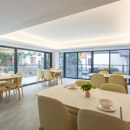 Yunshang Huakai Homestay (Libo Xiaoqikong East Gate Branch)