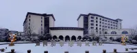 Lushang Spring Lake Resort