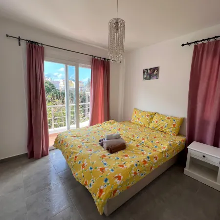 Downtown Location/ Netflix Included/ Spacious Apt