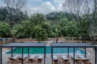 Longnan Crossing Yunshan Residence - Pools