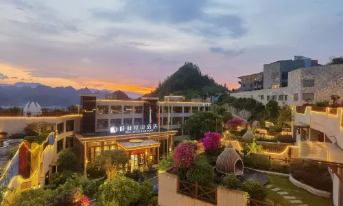 Fenglin Yueshan Hotel