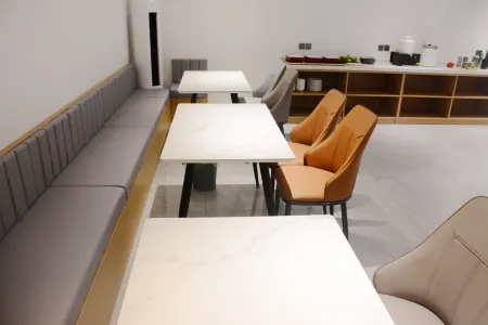 Elong Me Anlai Hotel (Handan Quzhou Anzhai Town) Отели рядом с достопримечательностью «Zhouxian North Passenger Transport Terminal»