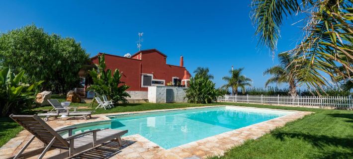 Massaroom Hotele w: Conversano