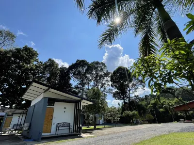 Suptara Resort Hotels near Wat Maniwong