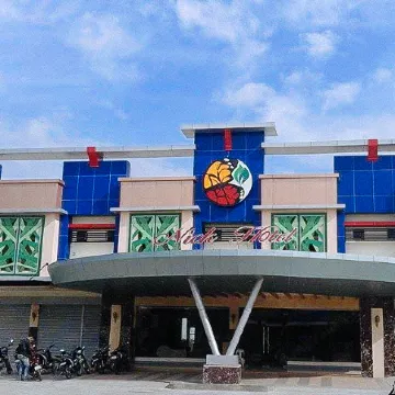 RedDoorz @ Nick Hotel Isabela