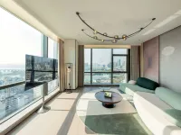 Wuhan JING Hotel (Wuhan Zoo International Expo Center) Hotels near Guiyuan Temple