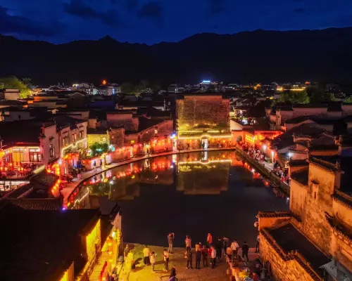 Yuanxiang Homestay Hongcun · Mountain View Courtyard Hotellin lähellä Photos