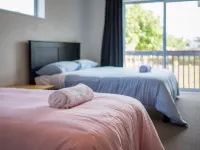 Waterfront Villa Near Ikea and Sylvia Park Hotels near Howick