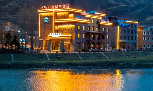 Yamolinka   Hotel