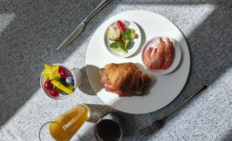 "Ya'an Jinyue · Manman Yucheng Private Enjoy Hotel (Ya'an Railway Station People's Hospital Branch
