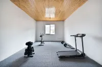 Lijin Resort Hotel (Chuanzhusi Tourist Center)