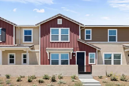 los angeles Ontario 3 bedroom and 3 bath sigle house