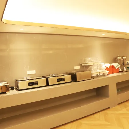 lanou hotel（jianshe street of guyuan conuty）