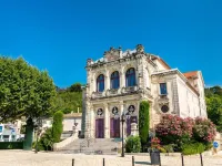 Cadre d'Exception Hotels in Orange