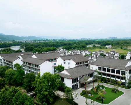 Narada Resort Hotel Guyan Huaxiang Hotels in Lishui