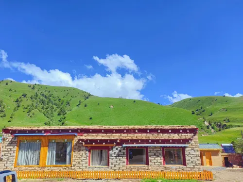 Genie Ziyue Mountain Retreat Homestay (Zeba Village)