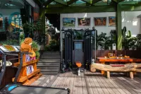 Lijiang LiuLigong 360 degrees Hot Spring Hotel - Gym