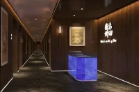 Weizhou Banquet Hotel Hotels in Weihui