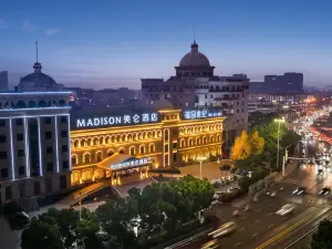Madison Hotel Danyang Baicheng Railway Station