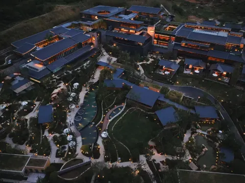 One Leaf Forest Hotel Spring