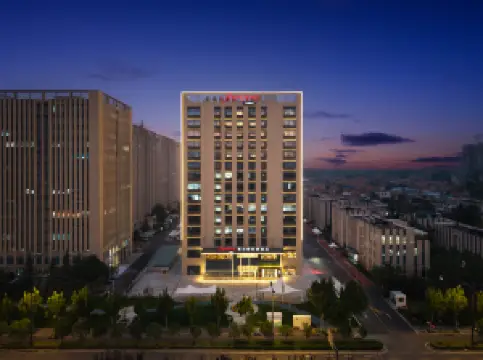 Hampton by Hilton  Luoyang Xinyi Street