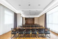 Zhongju Yuezhi Hotel (Baoshan Wuyue High-Speed Rail Station Branch)
